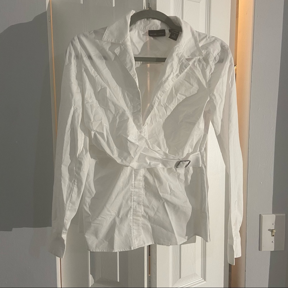 White collar button up blouse women